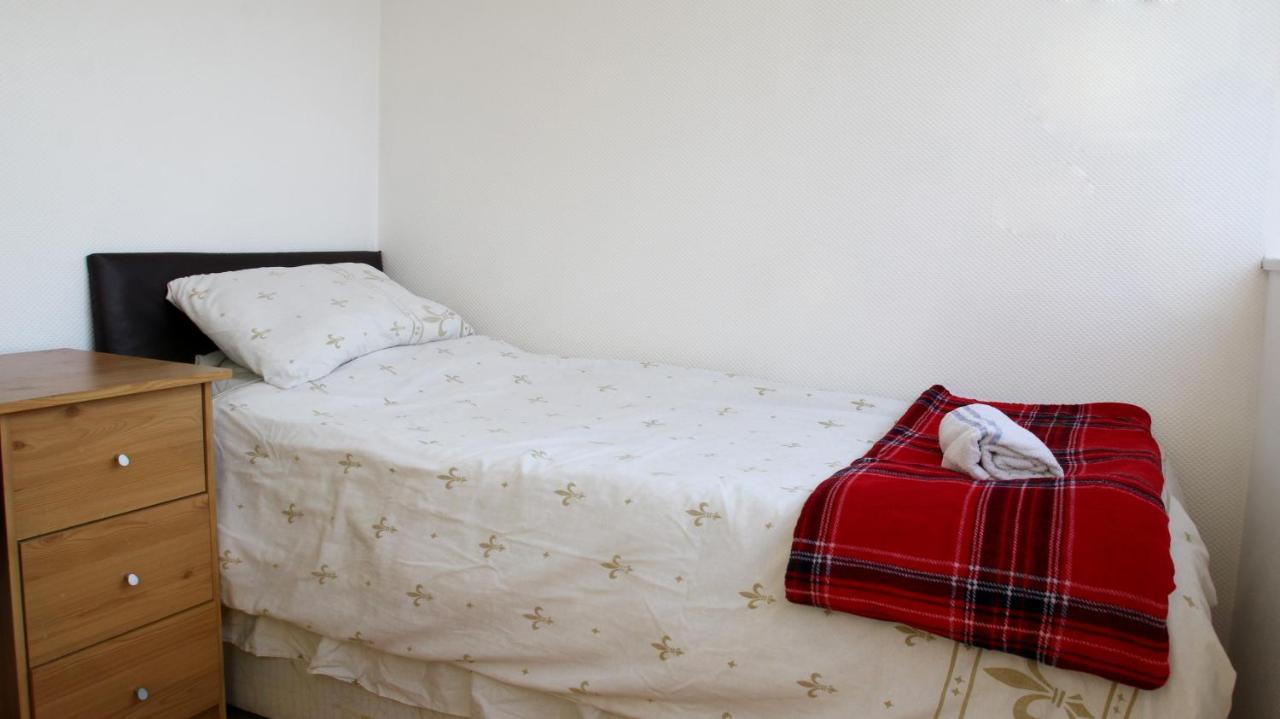 Elephant & Castle - Zone 2 - Private Rooms - Shared Bathroom London Eksteriør billede