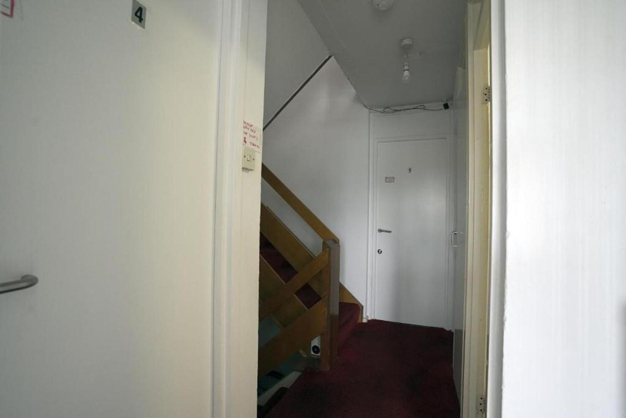 Elephant & Castle - Zone 2 - Private Rooms - Shared Bathroom London Eksteriør billede